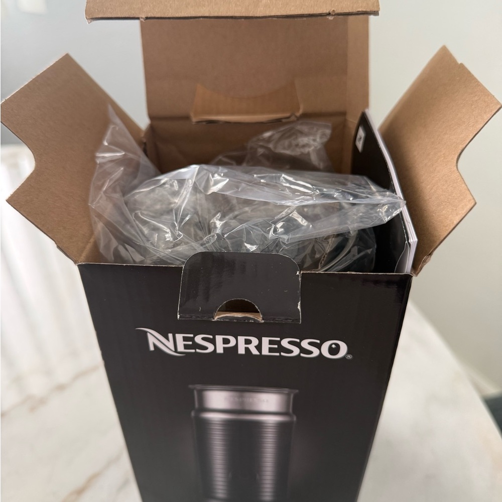 Nespresso Aeroccino 3 in Black and Silver, free 
modern glass  by Nespresso. - Picture 7 of 11